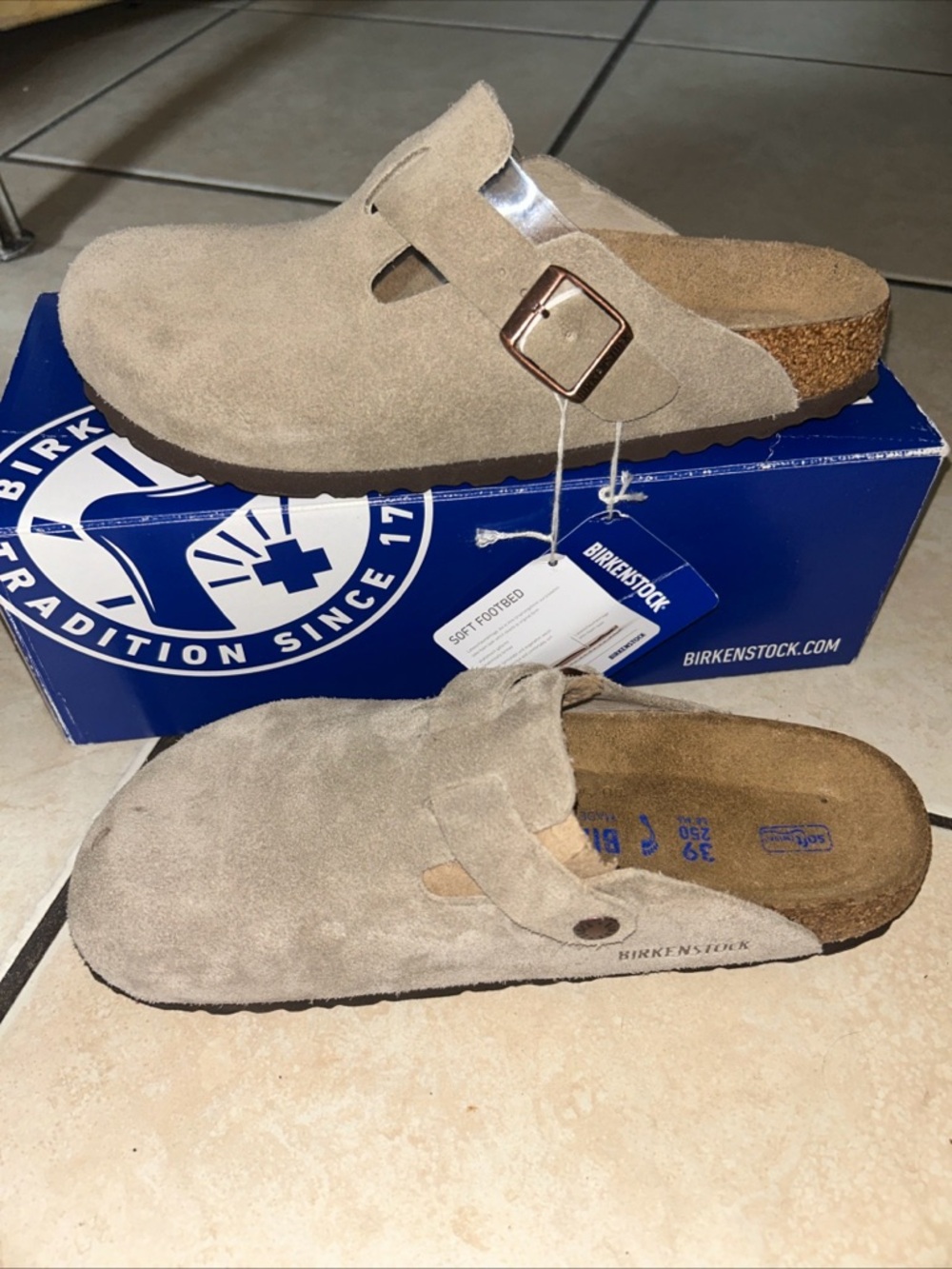 New women’s Birkenstock Boston (39)clogs suede soft bed  ladies 8 men 6